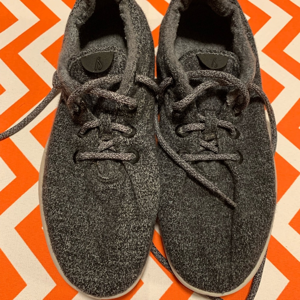 Mens Allbirds shoes 10